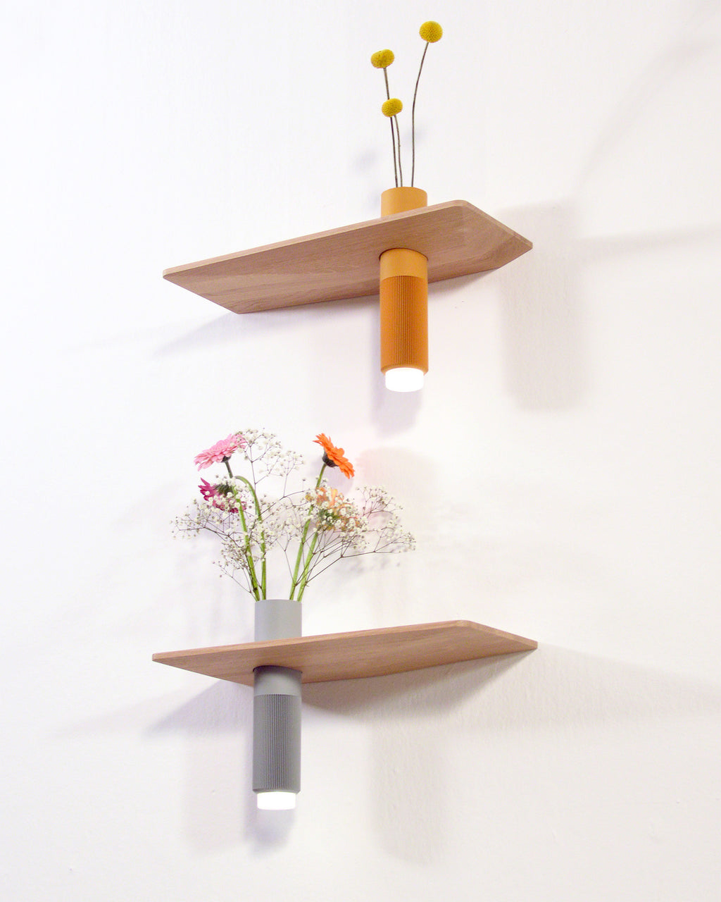 Schwebendes Wandregal Eiche Massiv mit Vase | 50 cm Natur geölt