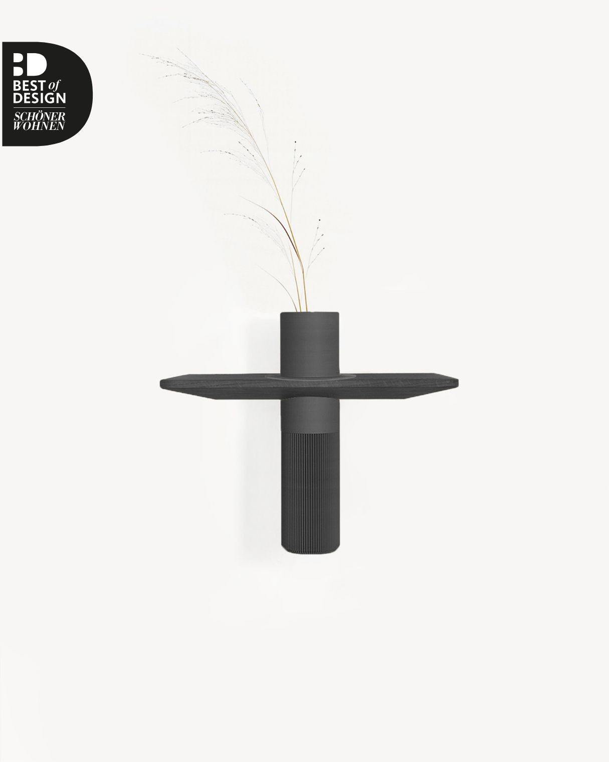 Vaseboard S Wandregal aus Eiche  in schwarz mit Vase in schwarz